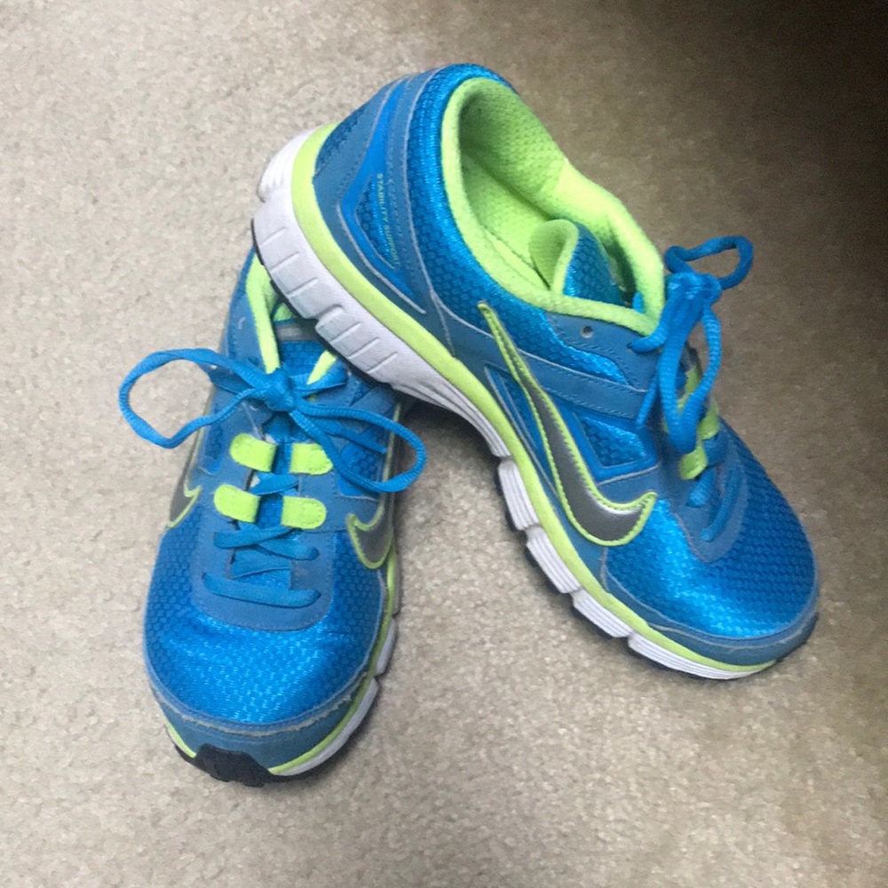 Nike shoes
